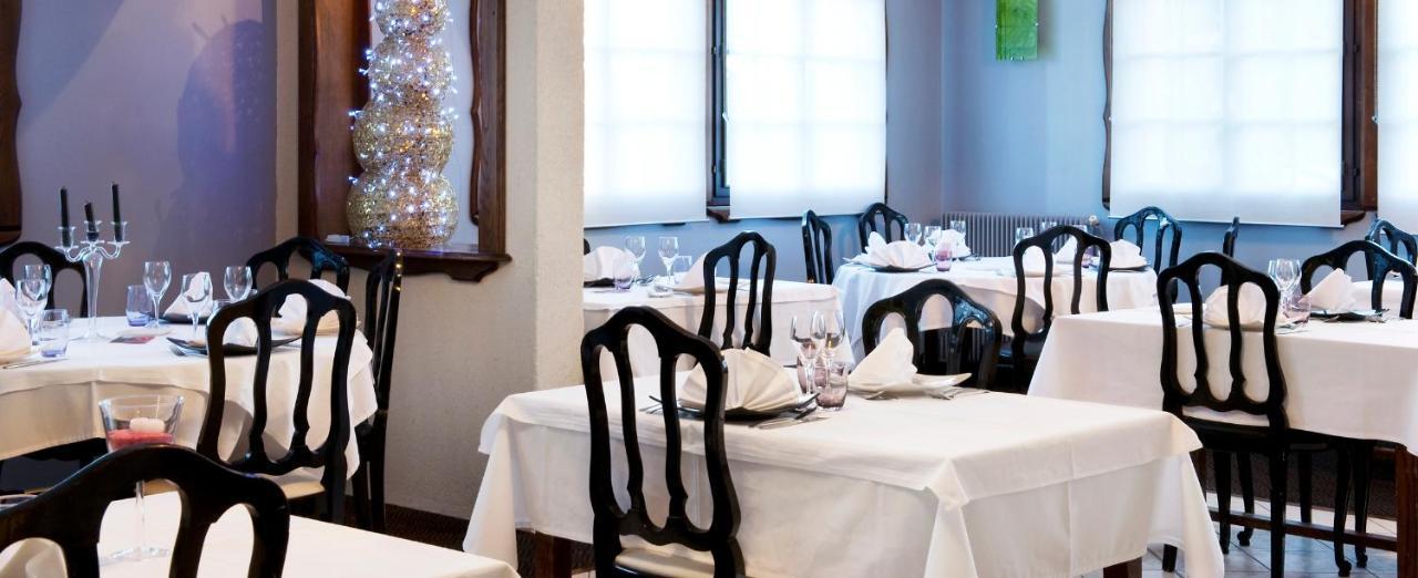 Hotel Les Peyrieres Olemps 外观 照片