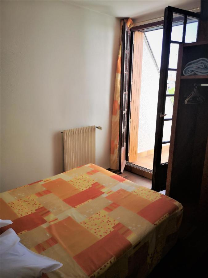 Hotel Les Peyrieres Olemps 外观 照片