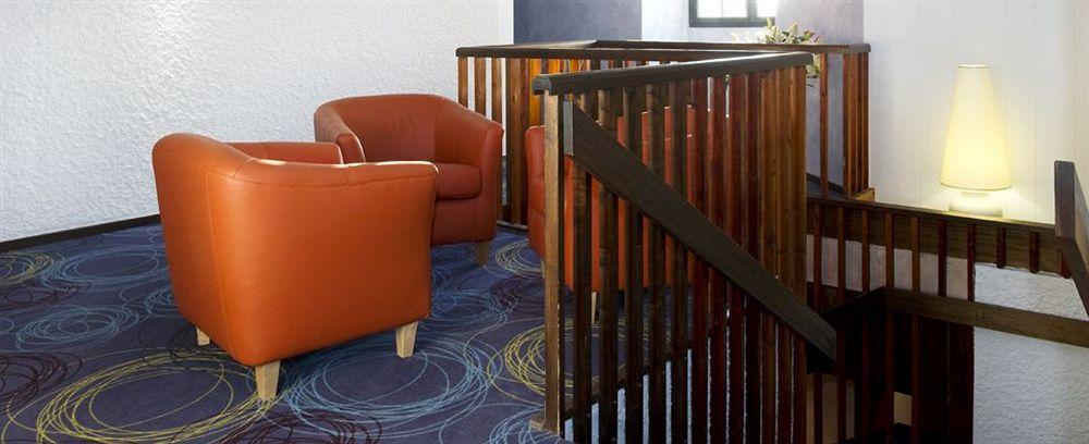 Hotel Les Peyrieres Olemps 外观 照片